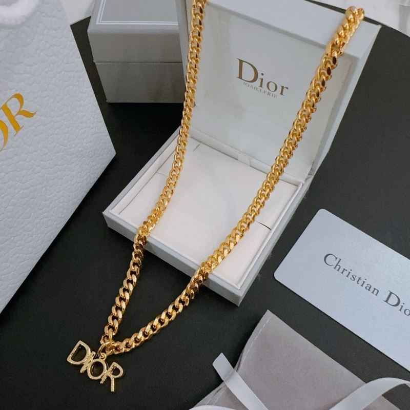 chr1st1an D10r necklaces